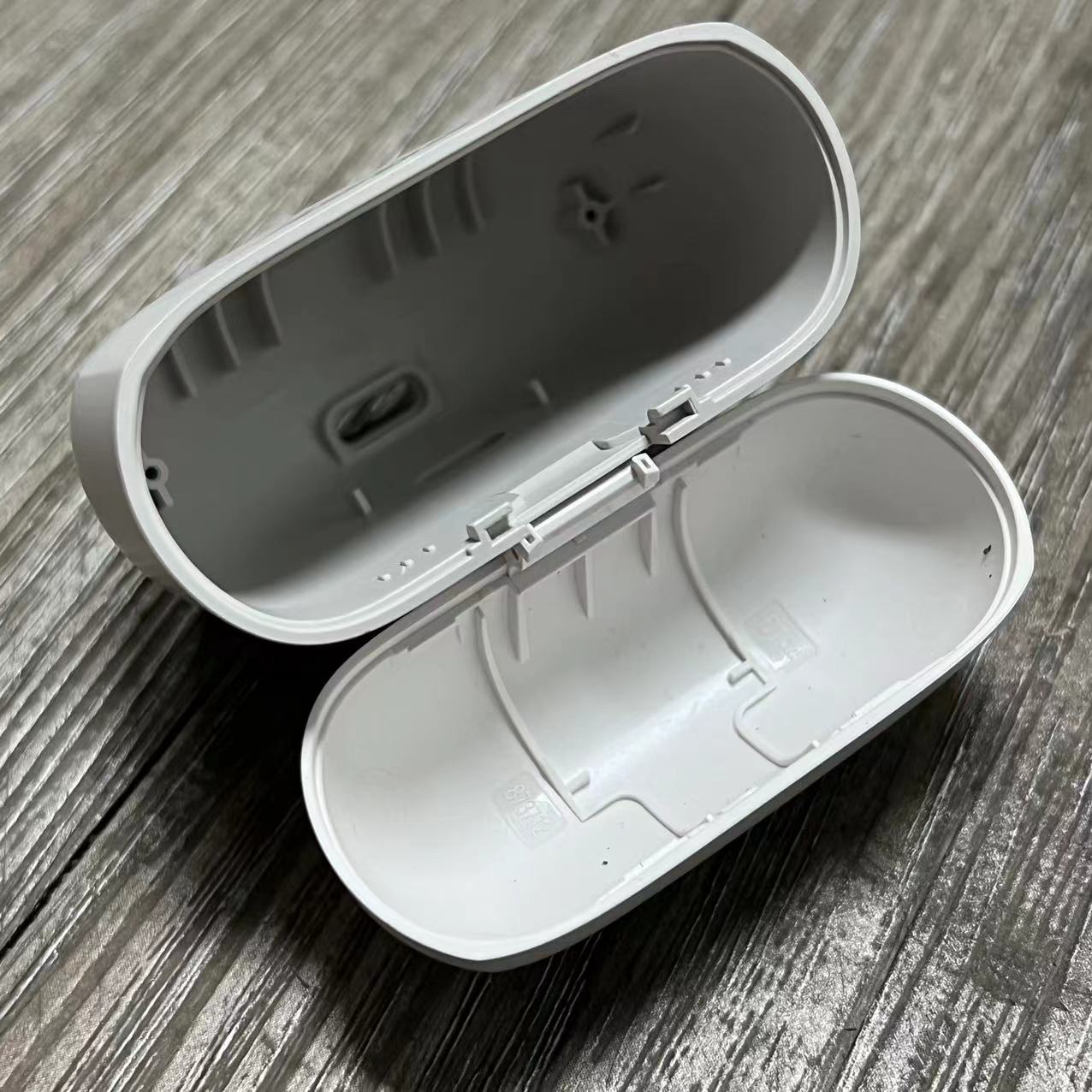 Nowa górna obudowa do słuchawe – Bose Headphone Qc Ultra recenzja i cena